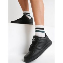 Czarne Buty Sportowe Water Meloon. Czarne buty sportowe damskie Renee, bez wzorów, sportowe. Za 89,99 zł.