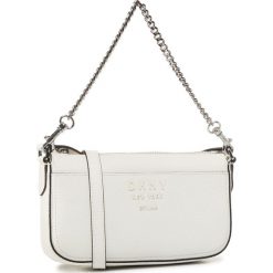 Torebka DKNY - Noho Demi R93HHE15 Wht/Ryl Blue 113. Białe torebki klasyczne damskie DKNY, bez wzorów, ze skóry, klasyczne, duże, bez dodatków. W wyprzedaży za 589,00 zł.
