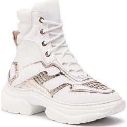 Sneakersy RAGE AGE - RA-02-02-000050 626. Białe półbuty damskie Rage Age, na co dzień, bez wzorów, ze skóry, bez obcasa, na płaskiej podeszwie, bez zapięcia. Za 639,00 zł.
