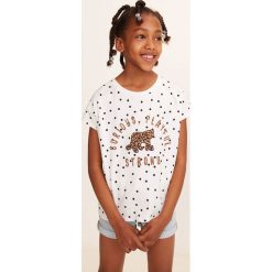 Mango Kids - Top dziecięcy Animal 110-164 cm. Białe bluzki dziewczęce Mango Kids, z nadrukiem, z bawełny, z okrągłym kołnierzem, z krótkim rękawem, krótkie, bez kaptura. Za 59,90 zł.