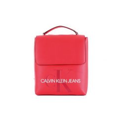 Plecaki Calvin Klein Jeans K60K605538. Czerwone plecaki damskie Calvin Klein Jeans, bez wzorów, z jeansu. Za 603,78 zł.