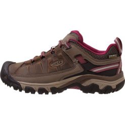Keen TARGHEE III Obuwie hikingowe weiß/boysenberry. Pomarańczowe buty sportowe damskie marki Keen. Za 469,00 zł.