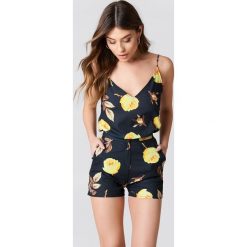 NA-KD Boho Szorty z wysokim stanem - Black,Multicolor. Czarne szorty damskie marki NA-KD Boho, s, bez wzorów, z poliesteru, boho, z podwyższonym stanem. W wyprzedaży za 60,97 zł.