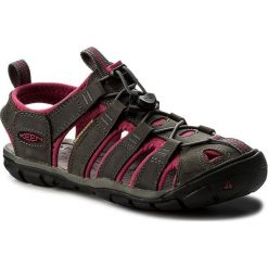 Sandały KEEN - Clearwater Cnx Leather 1014370 Magnet/Sangria. Szare klapki damskie Keen, bez wzorów, ze skóry, sportowe, bez obcasa, bez zapięcia, outdoorowe. Za 459,95 zł.