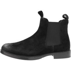 Polo Ralph Lauren OILED NORMANTON Botki black. Czarne botki męskie Polo Ralph Lauren, z materiału. Za 1049,00 zł.