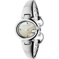 ZEGAREK GUCCI GUCCISSIMA YA134504. Białe zegarki damskie GUCCI, ze stali. Za 2890,00 zł.