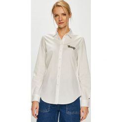 Tommy Hilfiger - Koszula. Białe koszule body damskie marki TOMMY HILFIGER, z elastanu, casualowe, z włoskim kołnierzykiem. Za 359,90 zł.