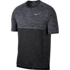 Koszulka Nike Dri-FIT Medalist Short-Sleeve Top M Grafitowa. Szare koszulki męskie Nike, m, bez wzorów, z materiału, z klasycznym kołnierzykiem, z krótkim rękawem, krótkie, do biegania, dri-fit (nike). Za 109,99 zł.