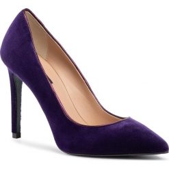 Szpilki PATRIZIA PEPE - 2V8057/A4V1-M362 Dark Street Violet. Fioletowe półbuty damskie Patrizia Pepe, bez wzorów, ze skóry, street, bez obcasa, na obcasie, bez zapięcia. W wyprzedaży za 709,00 zł.