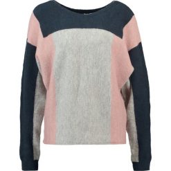 Swetry klasyczne damskie: Vila VIGRISINA BATWING Sweter dark blue, rose