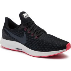 Buty NIKE - Air Zoom Pegasus 35 942851 017 Black/Armory Navy. Niebieskie buty sportowe męskie Nike, z tworzywa sztucznego, bez zapięcia, do biegania, nike zoom. W wyprzedaży za 419,00 zł.