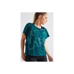 Koszulka fitness kardio damska 120 niebieska. Niebieskie t-shirty damskie DOMYOS, bez wzorów, z elastanu, bez kołnierzyka. Za 29,99 zł.