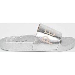 Answear - Klapki Abloom. Szare klapki damskie marki ANSWEAR, z materiału. W wyprzedaży za 47,90 zł.