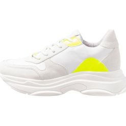 Trampki damskie slip on: Steve Madden ZELA Tenisówki i Trampki yellow/white