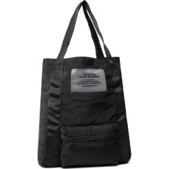 Torebka DIESEL - Shopak X06283-P3195 Black T8013. Czarne torebki klasyczne damskie Diesel, bez wzorów, z materiału, klasyczne, bez dodatków. W wyprzedaży za 269,00 zł.