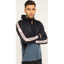 Bluza Under Armour Ua Unstoppable Track 1345543. Czarne bluzy męskie Under Armour, xs, bez wzorów, z poliesteru, bez kołnierzyka, bez rękawów, bez kaptura. W wyprzedaży za 279,00 zł.