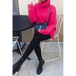 Sweter damski DIDIE. Różowe bluzy damskie Sweter damski DIDIE, uniwersalny, bez wzorów. W wyprzedaży za 89,00 zł.