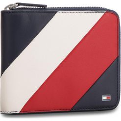 Duży Portfel Męski TOMMY HILFIGER - Chevron Square Za W AM0AM03645 901. Niebieskie portfele męskie TOMMY HILFIGER, ze skóry. Za 329,00 zł.