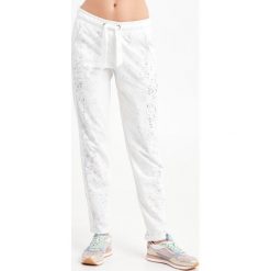 SPODNIE GIDDY SPORTALM. Spodnie damskie Sportalm, bez wzorów, z jeansu, eleganckie. Za 759,00 zł.