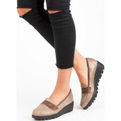 CZÓŁENKA NA KOTURNIE. Czarne buty ślubne damskie marki KYLIE, z jeansu. Za 99,99 zł.