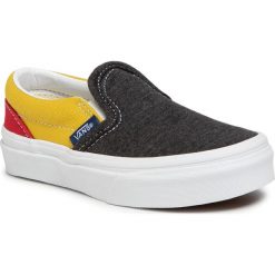 Tenisówki VANS - Classic Slip-On VN0A4BUTWK71 (Vans Coastal)Blk/Tr Wht. Szare trampki chłopięce Vans, bez wzorów, z materiału, bez zapięcia. W wyprzedaży za 159,00 zł.