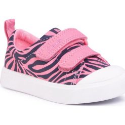Trampki CLARKS - City Bright T 261490916 Pink Combi. Różowe trampki dziewczęce Clarks, bez wzorów, z gumy, na rzepy. Za 139,00 zł.