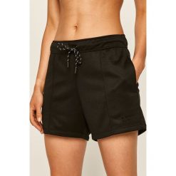 Dkny - Szorty. Czarne spodenki sportowe damskie DKNY, s, bez wzorów, z bawełny, sportowe, z podwyższonym stanem. Za 239,90 zł.