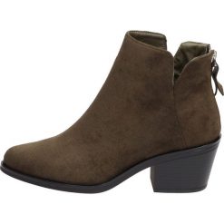 Kowbojki damskie, botki S.BARSKI HX49 KHAKI. Brązowe botki damskie S.barski, klasyczne, na wysokim obcasie, na obcasie, bez zapięcia. W wyprzedaży za 149,00 zł.