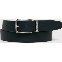 Calvin Klein Jeans - Pasek skórzany. Pomarańczowe paski męskie Calvin Klein Jeans, w paski, z jeansu. W wyprzedaży za 179,90 zł.