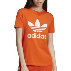 ADIDAS TREFOIL TEE > ED7494. Koszulki damskie Adidas, z aplikacjami, z elastanu, klasyczne, bez kołnierzyka, z krótkim rękawem. W wyprzedaży za 69,99 zł.