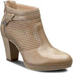 Buty zimowe damskie: Botki NERO GIARDINI – P717010D Columbia Champagne 439