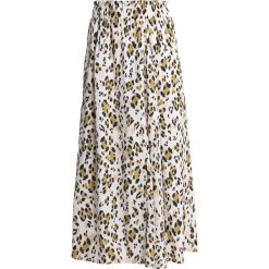 Gestuz LEOPA SKIRT Długa spódnica golden. Brązowe długie spódnice marki Gestuz, z poliesteru, długie. Za 589,00 zł.