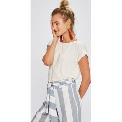 Answear - Top Stripes Vibes. Białe bluzki damskie marki ANSWEAR, s, z elastanu, casualowe, z okrągłym kołnierzem, bez rękawów. W wyprzedaży za 69,90 zł.