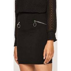 Tally Weijl - Spódnica. Czarne spódniczki damskie TALLY WEIJL, na co dzień, s, bez wzorów, z elastanu, casualowe, mini, ołówkowe. W wyprzedaży za 49,90 zł.