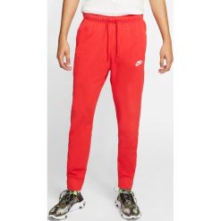Nike Sportswear Club Spodnie dresowe Czerwony. Czerwone spodnie męskie Nike, xl, bez wzorów, z bawełny. Za 154,95 zł.