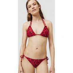 O'Neill Capri Bondey Strój kąpielowy Czerwony. Czerwone stroje kąpielowe damskie O'Neill, l, bez wzorów, z elastanu. Za 223,95 zł.