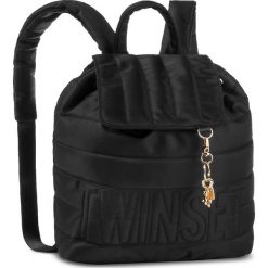 Plecak TWINSET - Zaino 192TO8062 Nero 00006. Czarne plecaki damskie Twinset, bez wzorów, z materiału, klasyczne. W wyprzedaży za 599,00 zł.