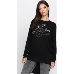 Czarna Tunika Be Genial. Czarne tuniki damskie z długim rękawem Born2be, l, z napisami, z okrągłym kołnierzem. Za 49,99 zł.