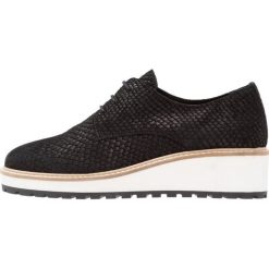 Zign Oksfordki black. Czarne jazzówki damskie Zign, z materiału. Za 379,00 zł.