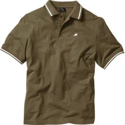 Shirt polo, krótki rękaw bonprix ciemnooliwkowy. Zielone koszulki męskie bonprix, s, z haftami, z bawełny, z krótkim rękawem. Za 37,99 zł.