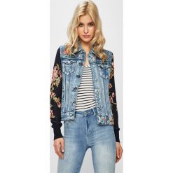 Desigual - Kurtka jeansowa. Niebieskie kurtki damskie Desigual, s, z haftami, z bawełny, krótkie. W wyprzedaży za 349,90 zł.