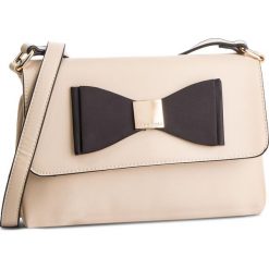 Torebka MONNARI - BAG5590-015 Beige. Brązowe torebki klasyczne damskie marki Monnari, bez wzorów, ze skóry ekologicznej, bez dodatków. W wyprzedaży za 99,00 zł.