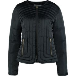DAY Birger et Mikkelsen DAY MINERAL Kurtka przejściowa black. Szare kurtki damskie marki DAY Birger et Mikkelsen, z poliesteru. W wyprzedaży za 844,35 zł.