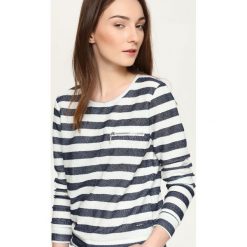 BLUZA NIEROZPINANA DAMSKA. Białe bluzy sportowe damskie TROLL, s, w paski, bez rękawów, bez kaptura. W wyprzedaży za 39,99 zł.