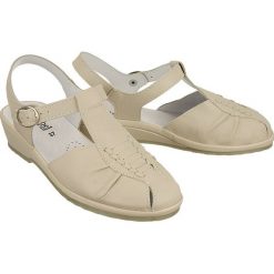 COMFORTABEL 710704-8 sand, sandały damskie. Koturny damskie Comfortabel, w paski, ze skóry, bez obcasa, na koturnie, z paskami. Za 239,90 zł.