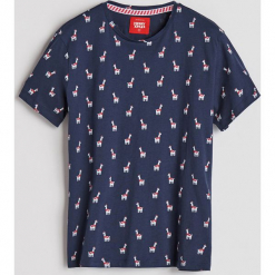 T-shirt ze świątecznym nadrukiem - Granatowy. Niebieskie t-shirty męskie z nadrukiem Reserved, l. Za 39,99 zł.