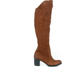 Nubukowe kozaki za kolano - skóra naturalna - model 189 - kolor brąz przecierany. Kozaki damskie Zapato, ze skóry, za kolano, bez obcasa, bez zapięcia. W wyprzedaży za 374,25 zł.