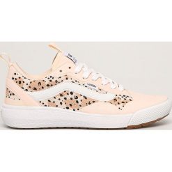 Vans - Buty. Różowe buty sportowe damskie Vans, bez wzorów, z gumy, sportowe. Za 469,90 zł.