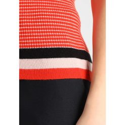 Swetry klasyczne damskie: YAS YASPICARO Sweter orange/potpurri/black