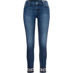 Dżinsy "Giselle" - Super Skinny fit - w kolorze niebieskim. Niebieskie jeansy damskie Cross Jeans. W wyprzedaży za 98,95 zł.